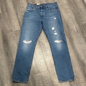 Levi's Women's Blue Distressed Straight Leg Jeans